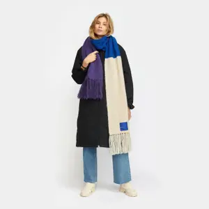 Soft scarf for women Revolution image-1