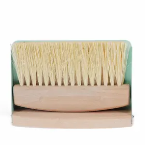 Cepillo y pala de madera para la mesa Rex London image-2