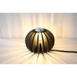 Lámpara de mesa RIF Wrecking Ball Brut image-1
