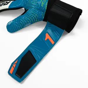 Goalkeeper gloves for kids training Rinat Fiera image-3