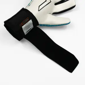 Goalkeeper gloves for kids training Rinat Fiera image-4