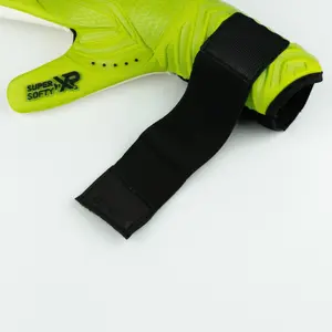 Goalkeeper gloves Rinat Aries Némesis Prime image-2