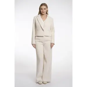 Korte blazer met één knoop voor dames Rino & Pelle Esther image-2