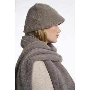 Woman hat Rino & Pelle Farina image-1