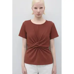 Women's T-shirt Rita Row Agustina image-1