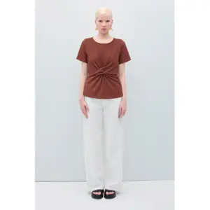 Women's T-shirt Rita Row Agustina image-2