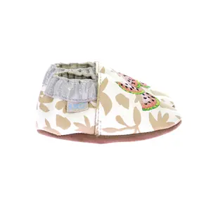 1216090-10-0-31-chaussons-bebe-fille-robeez-graphic-fruit-blanc-casse