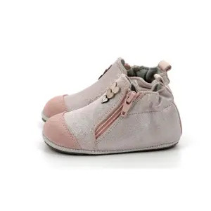 Baby girl slippers Robeez Touti image-1