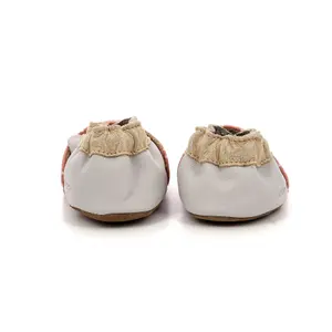 Baby girl slippers Robeez Silently Moon image-3