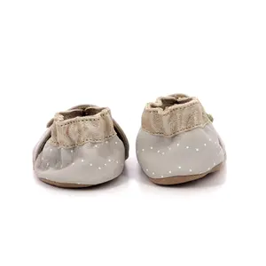 Girl's slippers Robeez Tiny Heart image-2