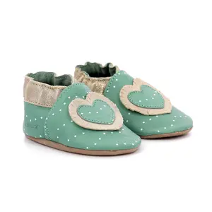 Girl's slippers Robeez Tiny Heart image-1