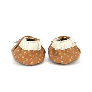 Baby boy slippers Robeez Triceradino image-4