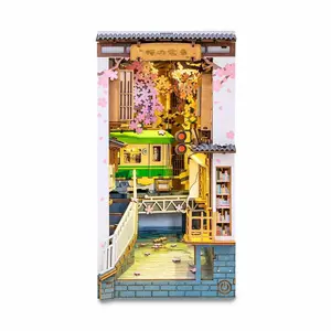 Puzzle Robotime Sakura Densya image-0