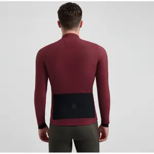 dzseki Rogelli Signature image-3