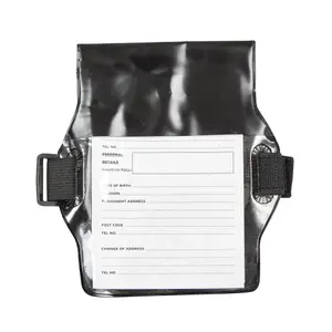 861701-plastik-reiterausweis-halter-roma-schwarz-tu