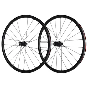 Paar Räder Fulcrum Rapid Red 3 650B HG11