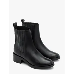 Leather Chelsea boots for women Ryłko Bianka image-1