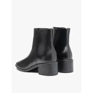 Women's leather boots Ryłko image-2