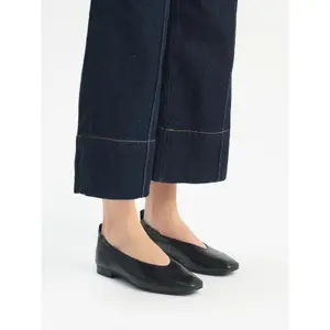 Sabrinas de couro para mulher Ryłko Audrey image-2