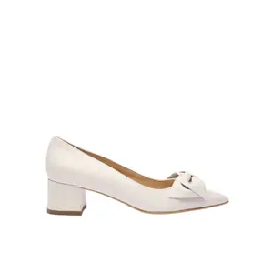 Leather court shoes with bow for women Ryłko Joan image-0
