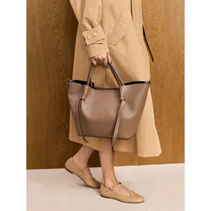 Women's leather handbag Ryłko 115 cm image-3