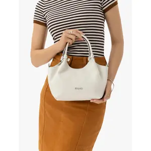 Women's leather handbag Ryłko 130 cm image-3