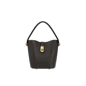 Elegant leather handbag for women Ryłko image-0