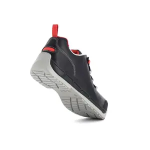Safety shoes S.24 Dark S3 image-0