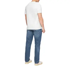 T-shirt από υλικό flames textured με εκτυπωμένο λογότυπο s.Oliver image-5