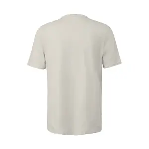 T-shirt από φανέλα με τσέπη στο στήθος και ακατέργαστες άκρες s.Oliver image-1