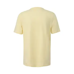 T-shirt από φανέλα με τσέπη στο στήθος και ακατέργαστες άκρες s.Oliver image-1