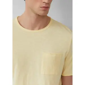 T-shirt από φανέλα με τσέπη στο στήθος και ακατέργαστες άκρες s.Oliver image-3