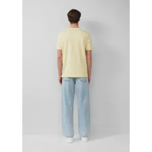 T-shirt από φανέλα με τσέπη στο στήθος και ακατέργαστες άκρες s.Oliver image-4