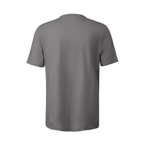 T-shirt από φανέλα με τσέπη στο στήθος και ακατέργαστες άκρες s.Oliver image-1