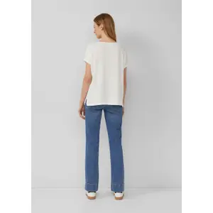 Γυναικείο T-shirt Με Υφή Relaxed Fit Με Στρογγυλή Λαιμόκοψη s.Oliver image-4