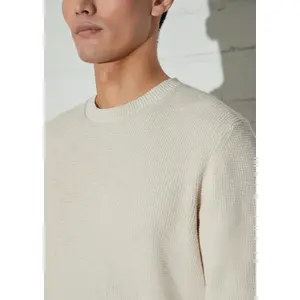 Pull en maille à col rond et motif texturé s.Oliver image-3