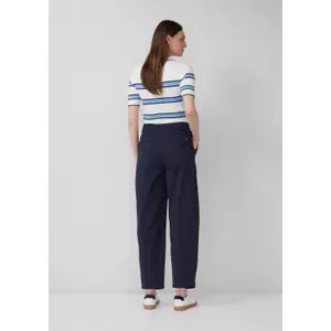Γυναικείο παντελόνι Relaxed Fit από ελαστικό βαμβάκι με Barrel Leg s.Oliver image-4