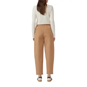 Γυναικείο παντελόνι Relaxed Fit από ελαστικό βαμβάκι με Barrel Leg s.Oliver image-5