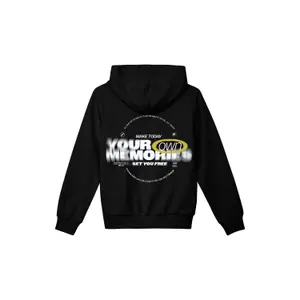 Sweatshirt à capuche avec cordon de serrage et intérieur brossé enfant s.Oliver image-1