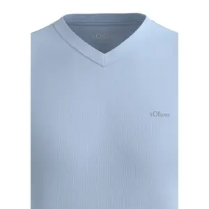 T-shirt με V λαιμόκοψη και λογότυπο s.Oliver image-4