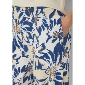 Women's Relaxed Fit All-Over Print Structured Wide Leg Trousers s.Oliver image-3
