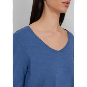 T-shirt από ζέρσεϊ με V λαιμόκοψη και σχέδιο στο κάτω μέρος γυναικείο s.Oliver image-3