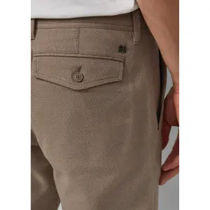 Gestreifter Baumwollhose mit dezentem Karomuster s.Oliver image-3
