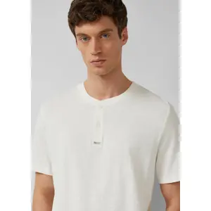 T-shirt henley à manches courtes avec détail logo s.Oliver image-3