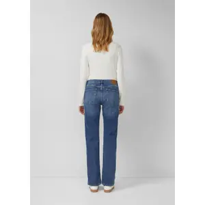 Jeans Regular coupe droite taille mi-haute jambe droite longues poches plaquées femme s.Oliver image-4