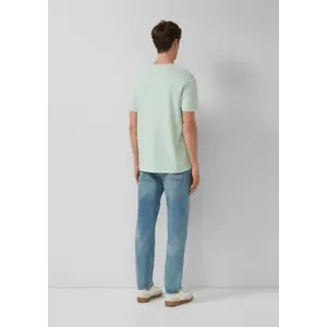 T-shirt από ζέρσεϊ με στρογγυλή λαιμόκοψη και τυπωμένο λογότυπο s.Oliver image-4