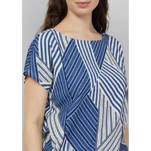 T-shirt με χαλαρή γραμμή και εκτύπωση all-over γυναικείο s.Oliver image-3