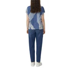 T-shirt με χαλαρή γραμμή και εκτύπωση all-over γυναικείο s.Oliver image-5