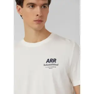 T-shirt με εκτύπωση μπροστά και artwork s.Oliver image-3