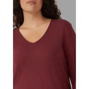T-shirt από ζέρσεϊ με V λαιμόκοψη και σχέδιο στο κάτω μέρος γυναικείο s.Oliver image-3